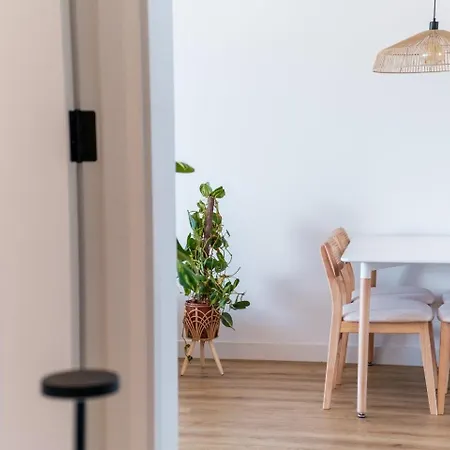 דירה Guestready - Elegant Madeira Retreat פונשל