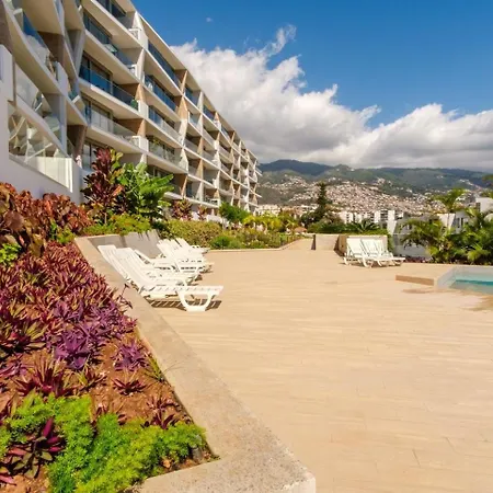 Guestready - Elegant Madeira Retreat Daire *