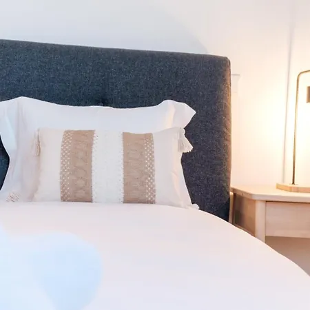 Lejlighed Guestready - Elegant Madeira Retreat *