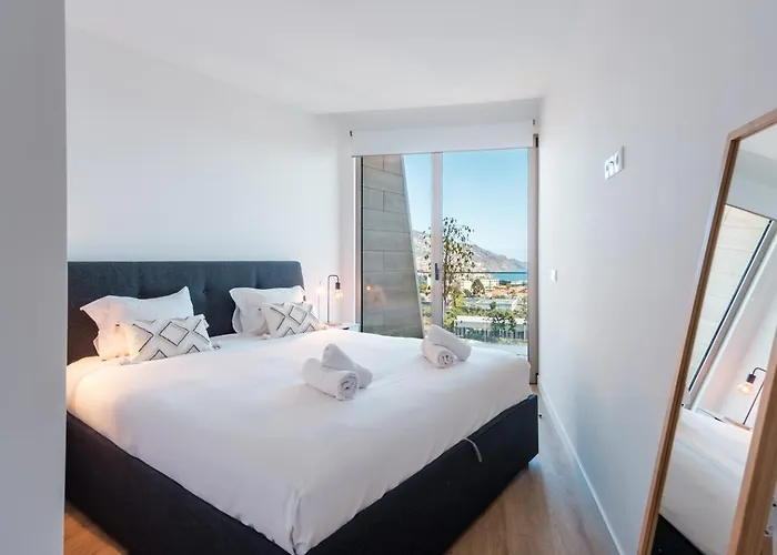 Guestready - Elegant Madeira Retreat Lägenhet