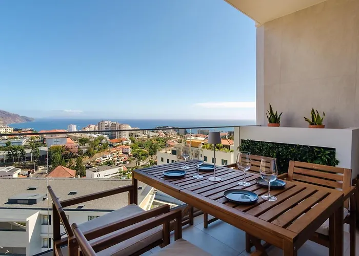 Lägenhet Guestready - Elegant Madeira Retreat Funchal (Madeira)