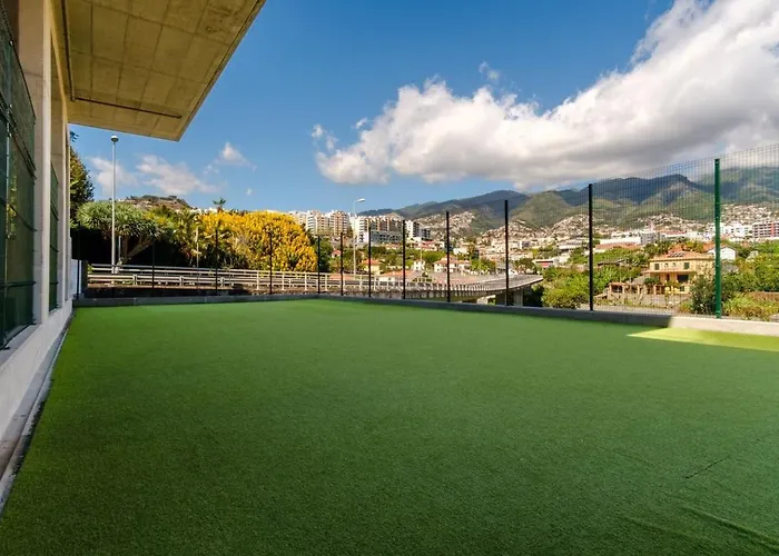 Guestready - Elegant Madeira Retreat Lägenhet *