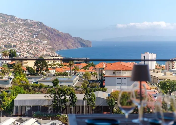 Lägenhet Guestready - Elegant Madeira Retreat